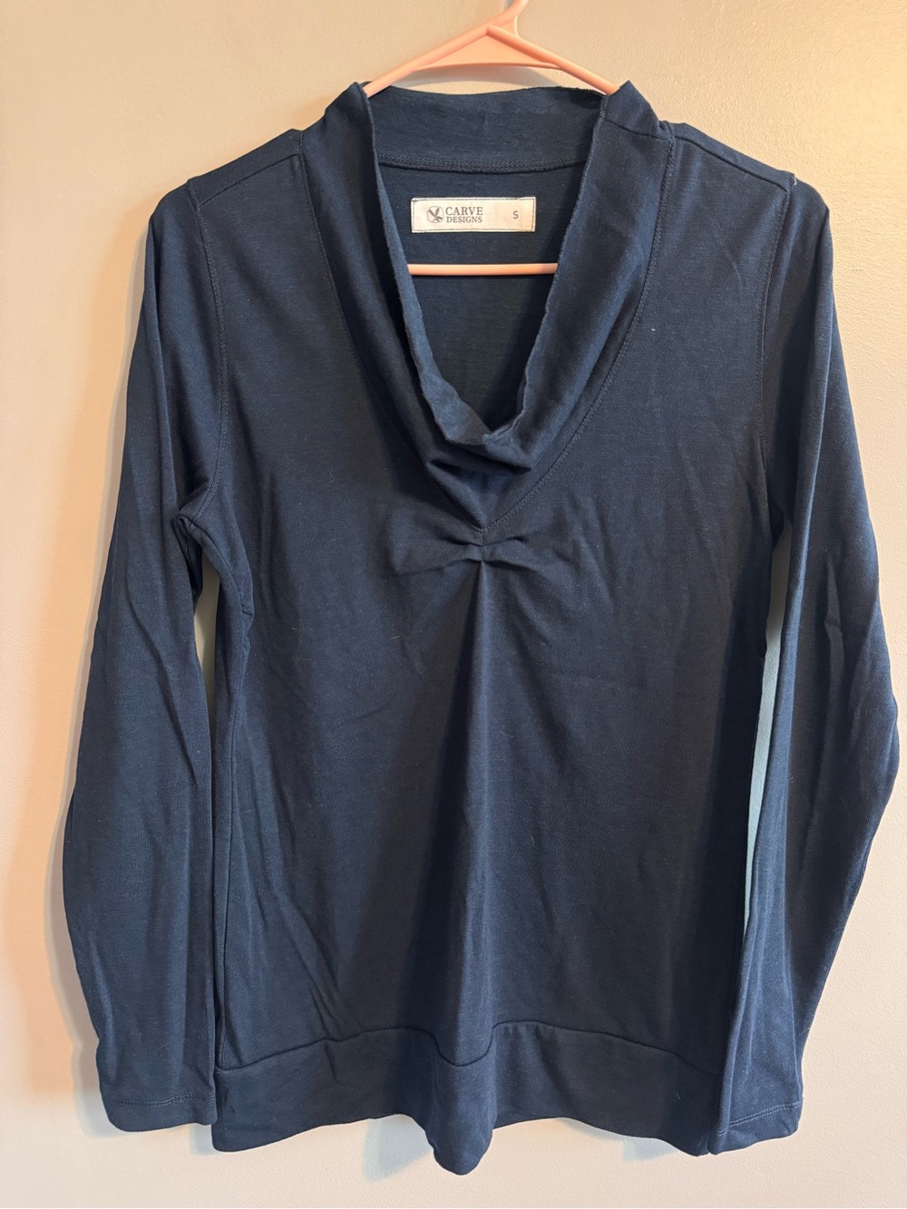Carve Designs Women’s S Navy Cowl Neck Long Sleeve Pullover Top